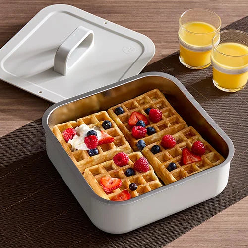 2-qt. (1.9-L) Square Insulated Serving Bowl